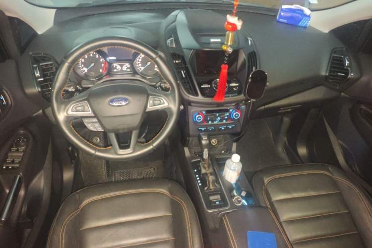 Used Ford Kuga 2017 EcoBoost 245 Four-Wheel-Drive Sport Model Center Console