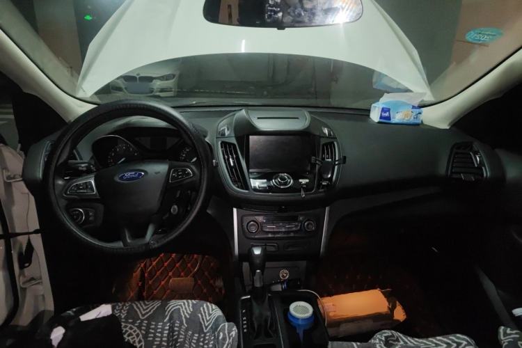 Used Ford Kuga 2017 EcoBoost 180 Two-Wheel-Drive Elite Trim Center Console