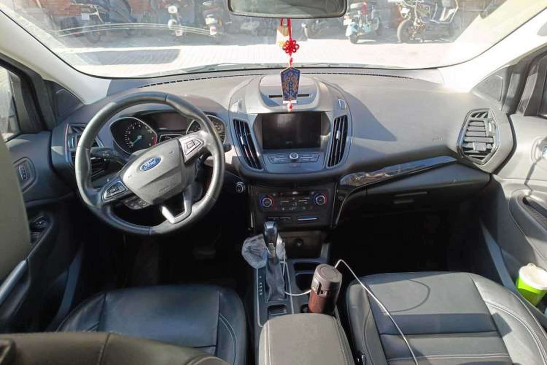 Used Ford Kuga 2017 EcoBoost 180 Four-Wheel Drive Luxury Wing Model Center Console