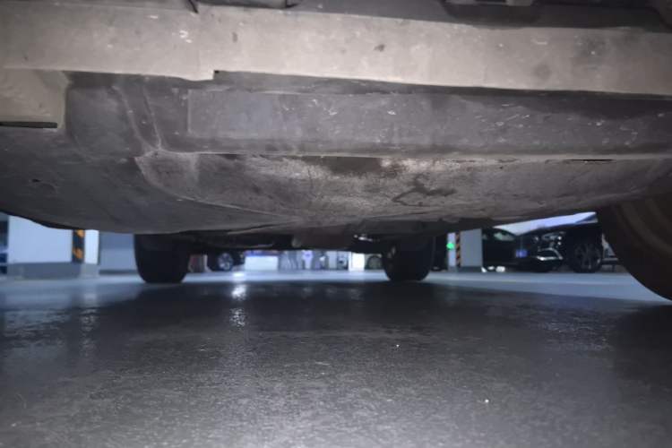 Used Ford Kuga 2017 EcoBoost 180 Two-Wheel-Drive Luxury Wing Edition Chassis Front