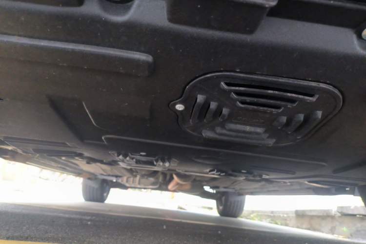 Used Ford Kuga 2017 EcoBoost 245 Four-Wheel Drive Titanium Edition Chassis Front