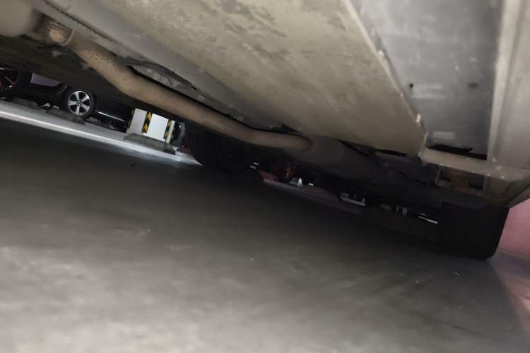 Used Ford Kuga 2017 EcoBoost 180 Four-Wheel Drive Titanium Edition Chassis Front Left