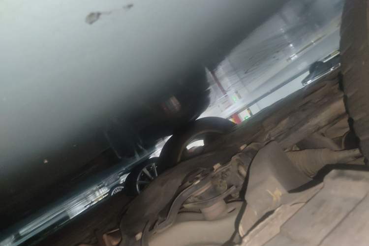 Used Ford Kuga 2017 EcoBoost 180 Two-Wheel-Drive Elite Trim Chassis Front Left