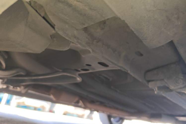 Used Ford Kuga 2017 EcoBoost 245 4x4 Prestige Edition Chassis Front Left