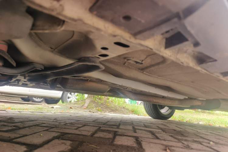 Used Ford Kuga 2017 EcoBoost 180 Two-Wheel-Drive Tiger Leap Model Chassis Front Left