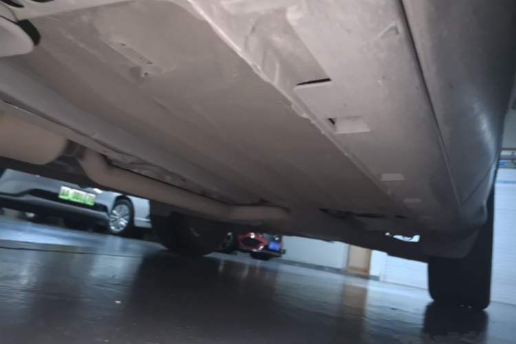Used Ford Kuga 2017 EcoBoost 245 4x4 Prestige Edition Chassis Front Left