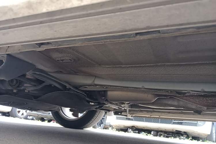 Used Ford Kuga 2017 EcoBoost 180 Two-Wheel-Drive Tiger Leap Model Chassis Front Left