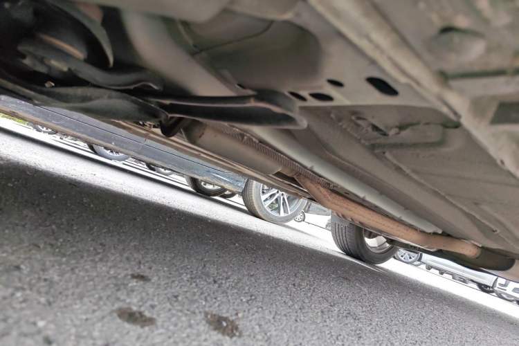 Used Ford Kuga 2017 EcoBoost 180 Two-Wheel-Drive Elite Trim Chassis Front Left