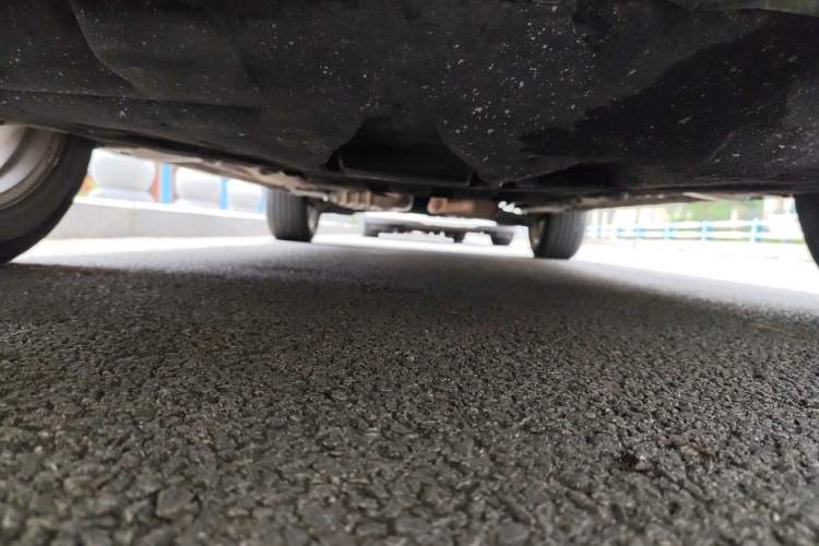 Used Ford Kuga 2017 EcoBoost 180 Two-Wheel-Drive Tiger Leap Model Chassis Front