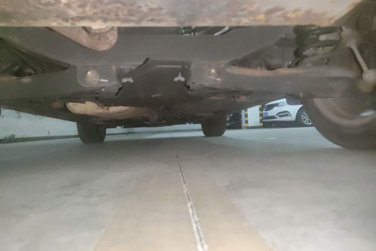 Used Ford Kuga 2017 EcoBoost 180 Two-Wheel-Drive Tiger Leap Model Chassis Rear