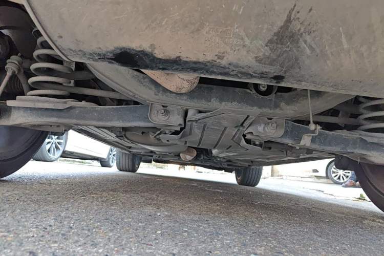 Used Ford Kuga 2017 EcoBoost 245 Four-Wheel-Drive Sport Model Chassis Rear