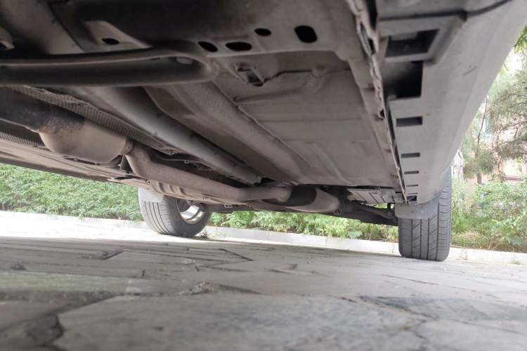 Used Ford Kuga 2017 EcoBoost 245 4x4 Prestige Edition Chassis Rear Left