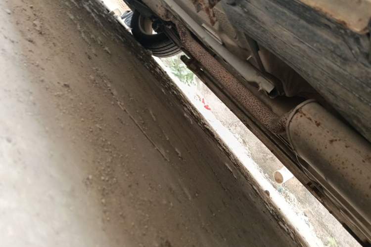 Used Ford Kuga 2017 EcoBoost 180 Two-Wheel-Drive Tiger Leap Model Chassis Rear Left