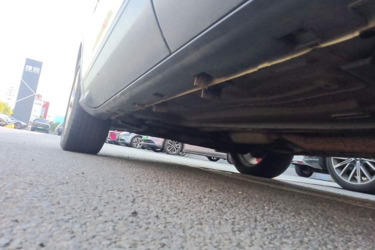 Used Ford Kuga 2017 EcoBoost 180 Two-Wheel-Drive Tiger Leap Model Chassis Rear Left