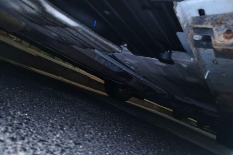Used Ford Kuga 2017 EcoBoost 180 Two-Wheel-Drive Tiger Leap Model Chassis Rear Right