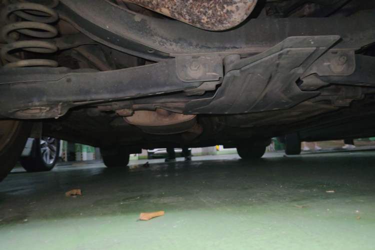 Used Ford Kuga 2017 EcoBoost 180 Two-Wheel-Drive Tiger Leap Model Chassis Rear