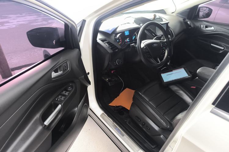 Used Ford Kuga 2017 EcoBoost 245 Four-Wheel Drive Platinum Edition Driver Seat