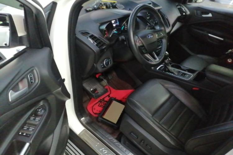 Used Ford Kuga 2017 EcoBoost 245 Four-Wheel Drive Platinum Edition Driver Seat