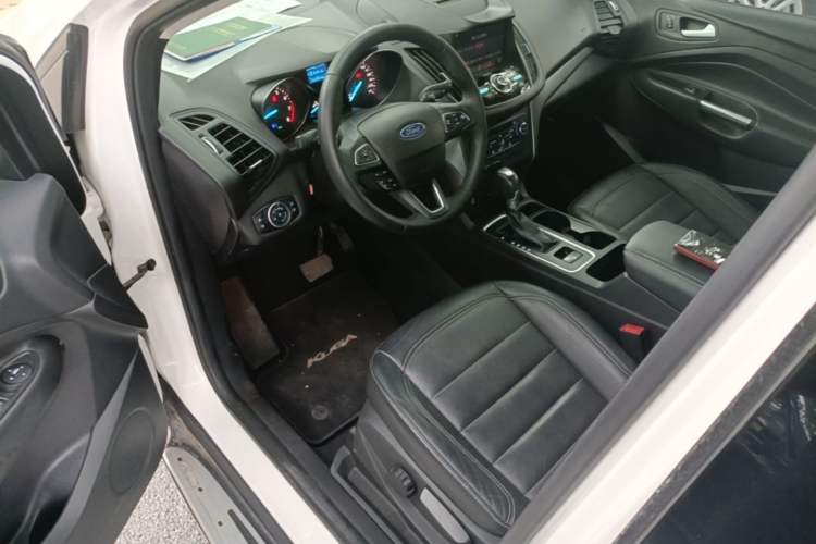 Used Ford Kuga 2017 EcoBoost 180 Two-Wheel-Drive Tiger Leap Model Driver Seat