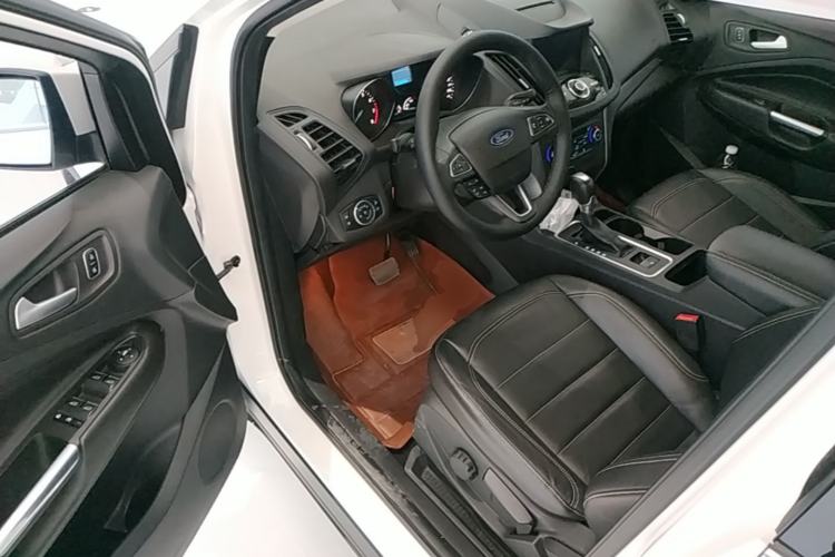 Used Ford Kuga 2017 EcoBoost 180 Two-Wheel-Drive Tiger Leap Model Driver Seat