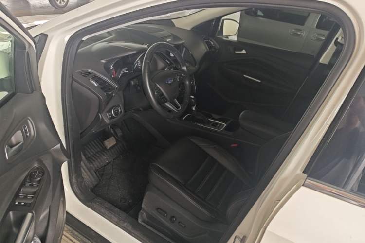 Used Ford Kuga 2017 EcoBoost 245 4x4 Prestige Edition Driver Seat