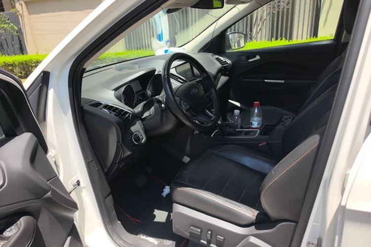 Used Ford Kuga 2017 EcoBoost 245 Four-Wheel-Drive Sport Model Driver Seat