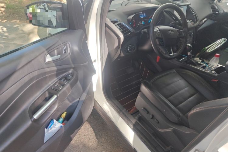 Used Ford Kuga 2017 EcoBoost 245 Four-Wheel-Drive Sport Model Driver Seat
