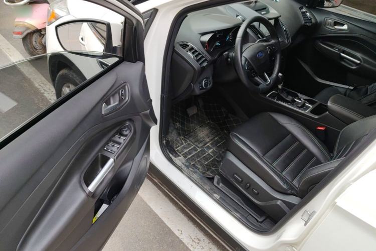 Used Ford Kuga 2017 EcoBoost 245 4x4 Prestige Edition Driver Seat
