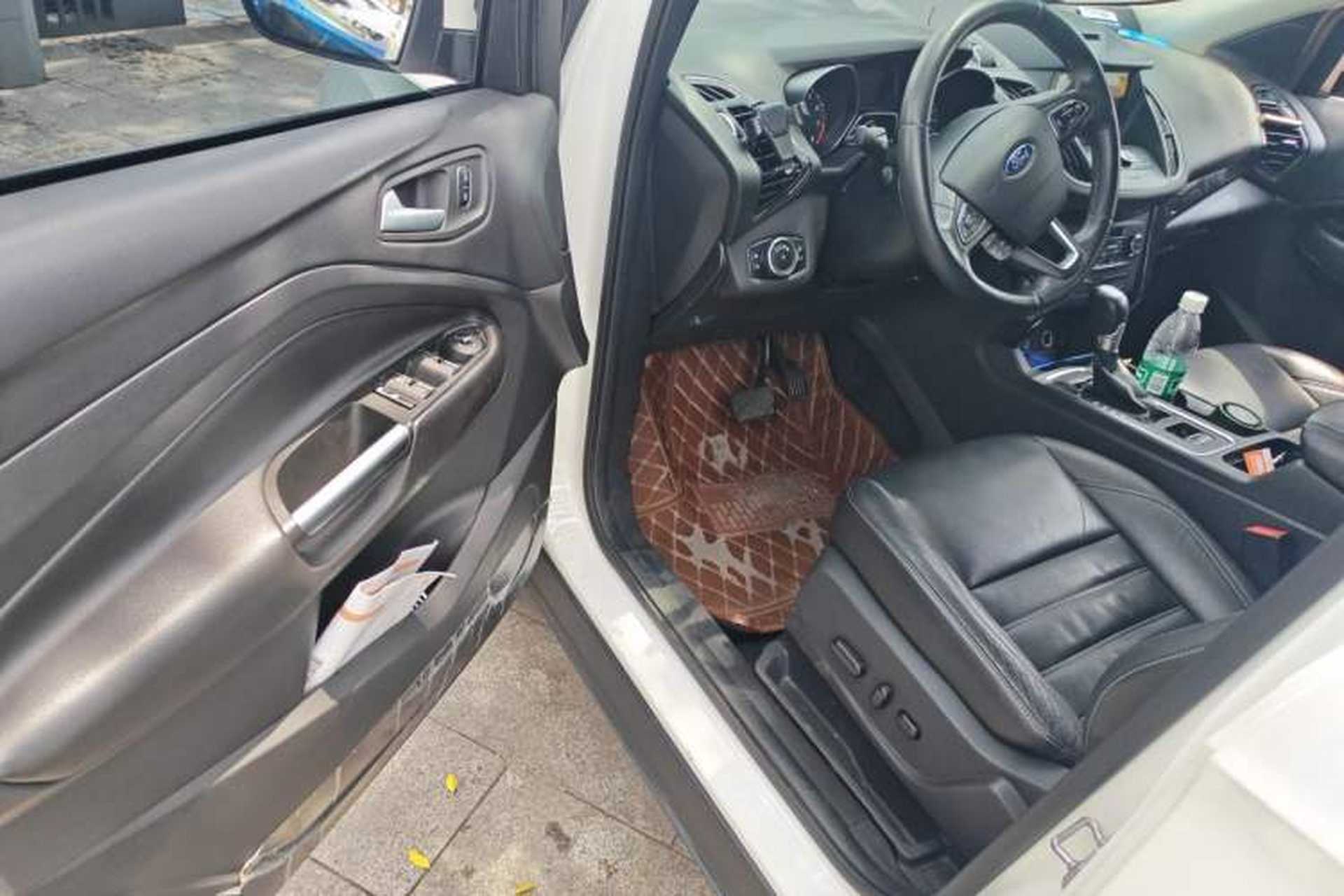 Used Ford Kuga 2017 EcoBoost 245 4x4 Prestige Edition Driver Seat