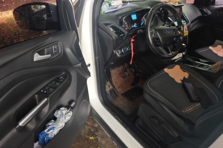 Used Ford Kuga 2017 EcoBoost 180 Two-Wheel-Drive Tiger Leap Model Driver Seat