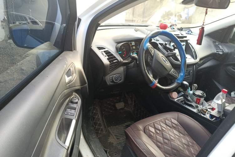 Used Ford Kuga 2017 EcoBoost 180 Four-Wheel Drive Luxury Wing Model Driver Seat