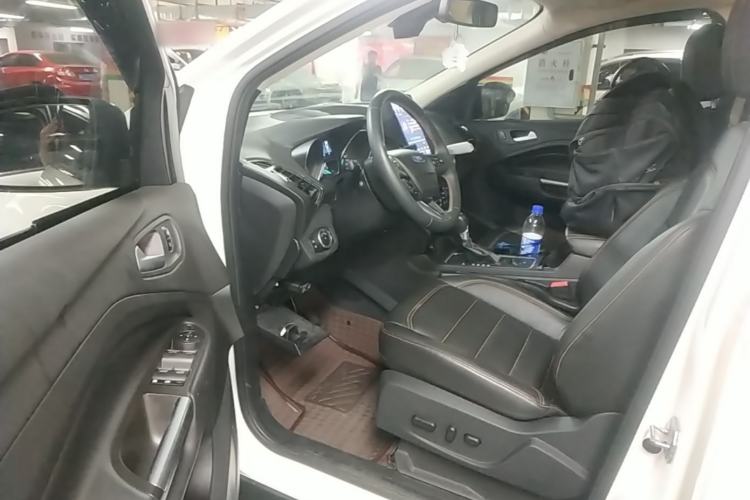 Used Ford Kuga 2017 EcoBoost 245 Four-Wheel-Drive Sport Model Driver Seat