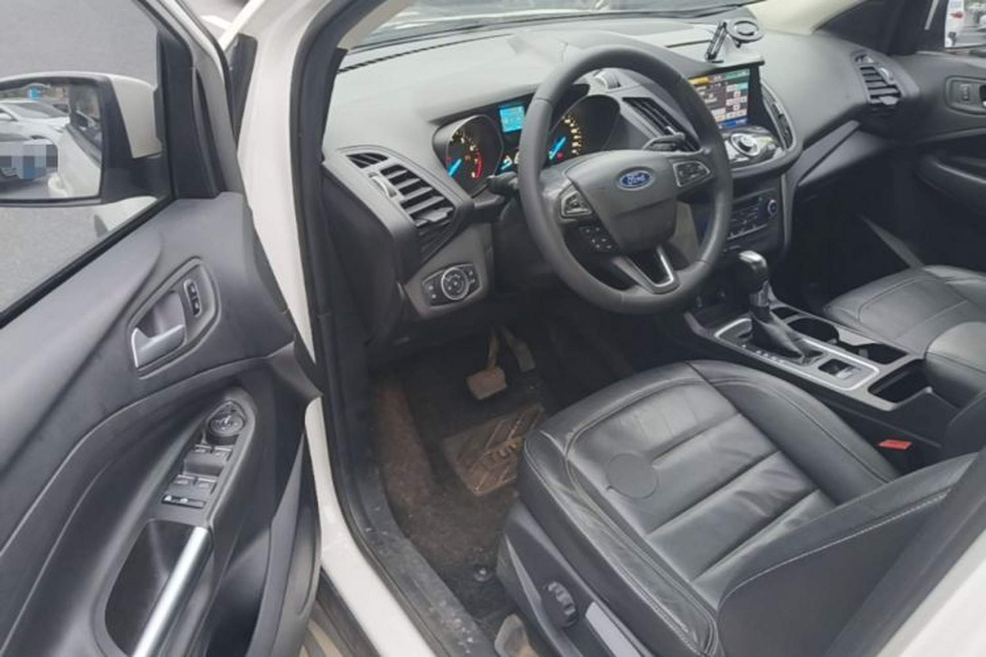 Used Ford Kuga 2017 EcoBoost 180 Two-Wheel-Drive Tiger Leap Model Driver Seat