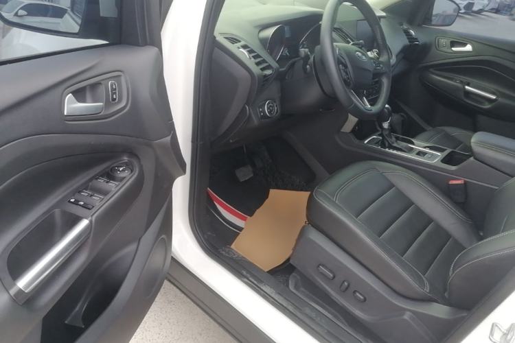 Used Ford Kuga 2017 EcoBoost 245 Four-Wheel Drive Platinum Edition Driver Seat