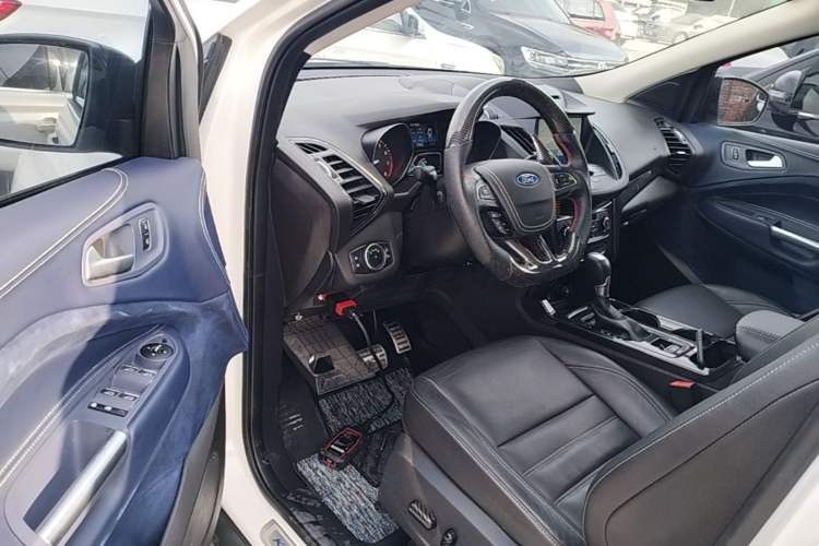Used Ford Kuga 2017 EcoBoost 245 4x4 Prestige Edition Driver Seat