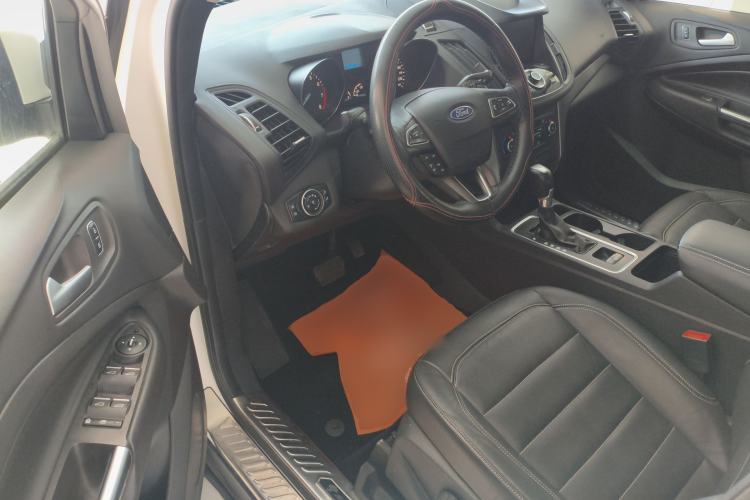 Used Ford Kuga 2017 EcoBoost 180 Two-Wheel-Drive Tiger Leap Model Driver Seat