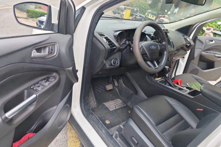 Used Ford Kuga 2017 EcoBoost 245 4x4 Prestige Edition Driver Seat