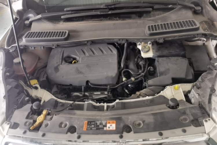 Used Ford Kuga 2017 EcoBoost 180 Two-Wheel-Drive Elite Trim Engine Bay