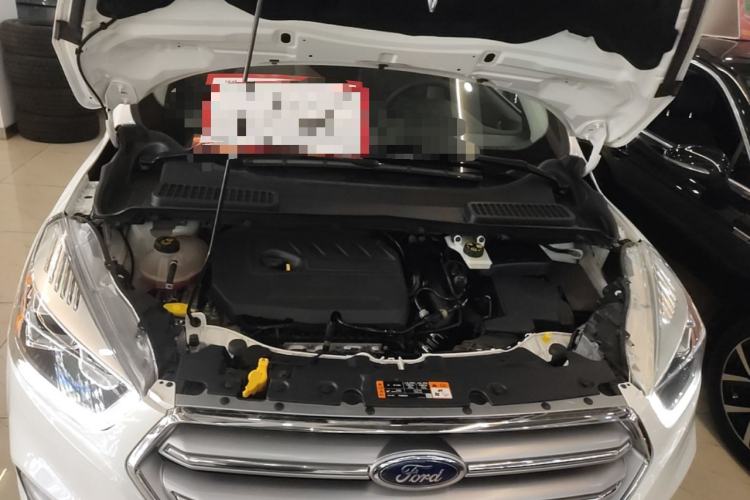 Used Ford Kuga 2017 EcoBoost 180 Four-Wheel Drive Luxury Wing Model Engine Bay