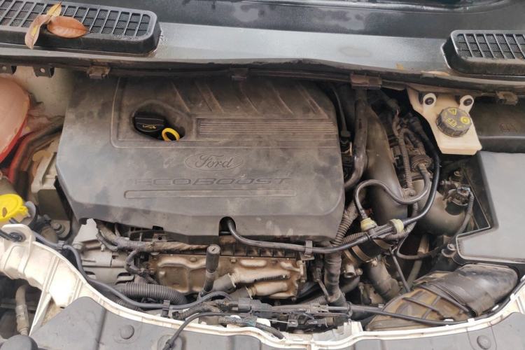 Used Ford Kuga 2017 EcoBoost 180 Four-Wheel Drive Luxury Wing Model Engine Bay