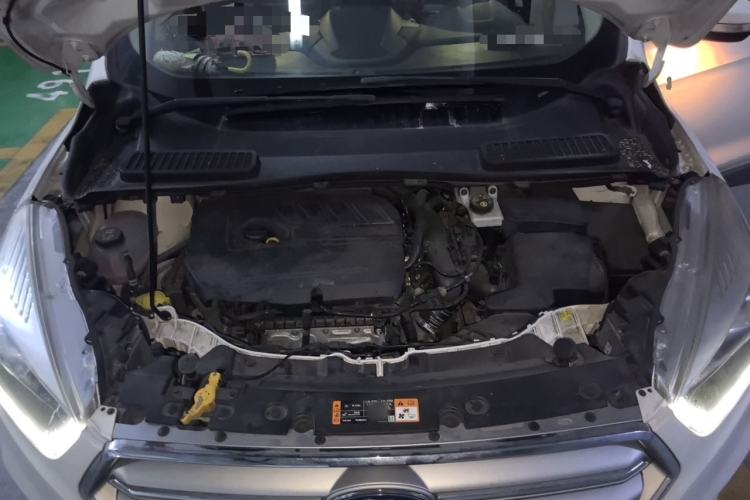 Used Ford Kuga 2017 EcoBoost 180 Two-Wheel-Drive Luxury Wing Edition Engine Bay