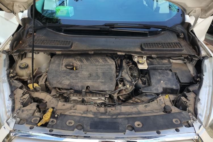 Used Ford Kuga 2017 EcoBoost 180 Two-Wheel-Drive Tiger Leap Model Engine Bay