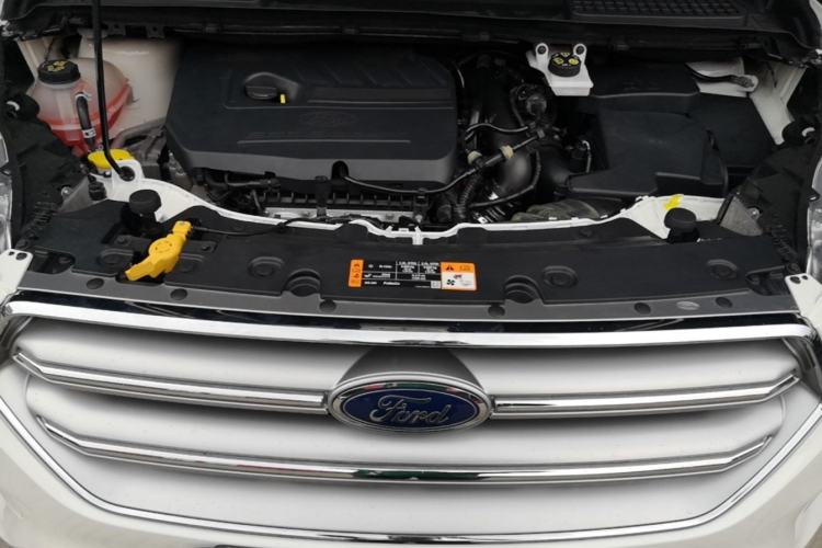 Used Ford Kuga 2017 EcoBoost 180 Four-Wheel Drive Luxury Wing Model Engine Bay