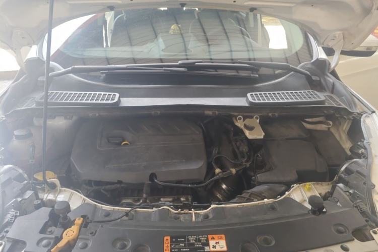 Used Ford Kuga 2017 EcoBoost 180 Two-Wheel-Drive Luxury Wing Edition Engine Bay