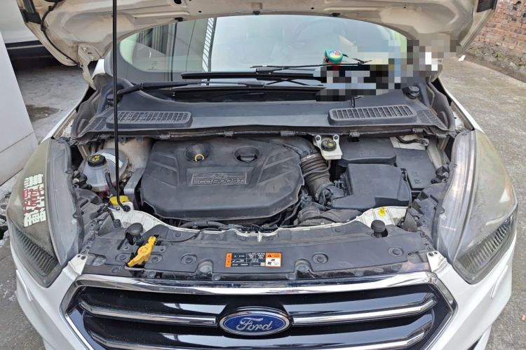 Used Ford Kuga 2017 EcoBoost 245 Four-Wheel-Drive Sport Model Engine Bay