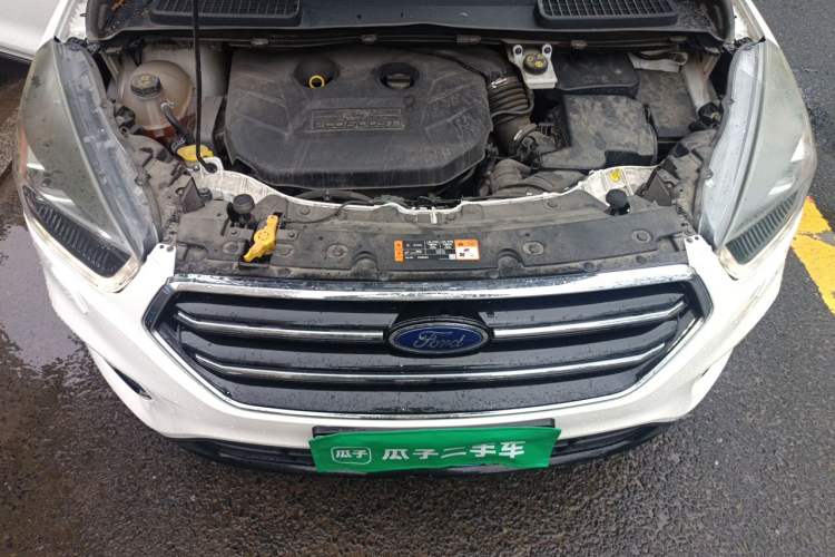 Used Ford Kuga 2017 EcoBoost 245 Four-Wheel-Drive Sport Model Engine Bay