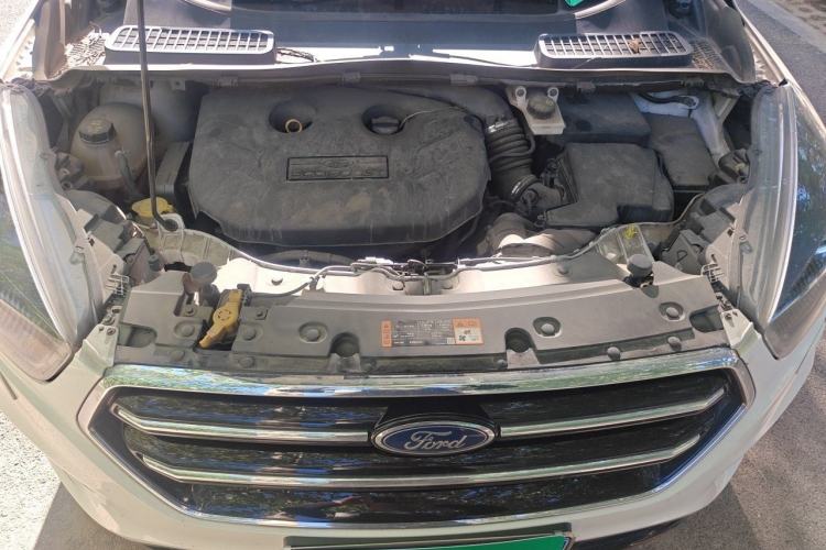 Used Ford Kuga 2017 EcoBoost 245 Four-Wheel-Drive Sport Model Engine Bay