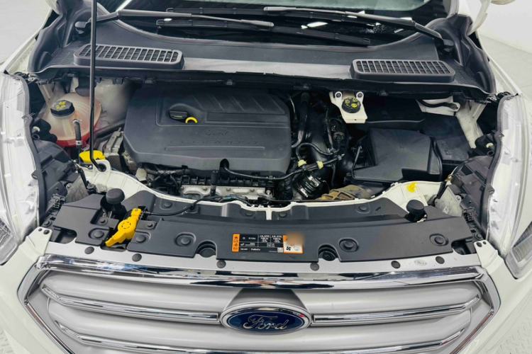 Used Ford Kuga 2017 EcoBoost 180 Two-Wheel-Drive Luxury Wing Edition Engine Bay