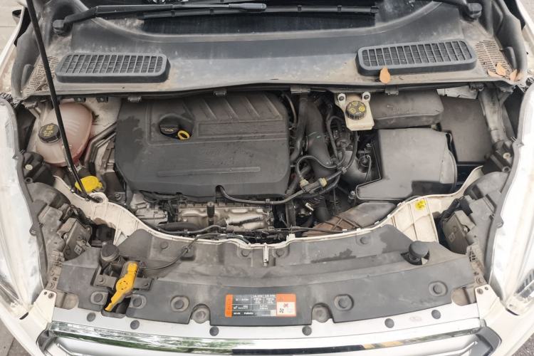 Used Ford Kuga 2017 EcoBoost 180 Two-Wheel-Drive Luxury Wing Edition Engine Bay