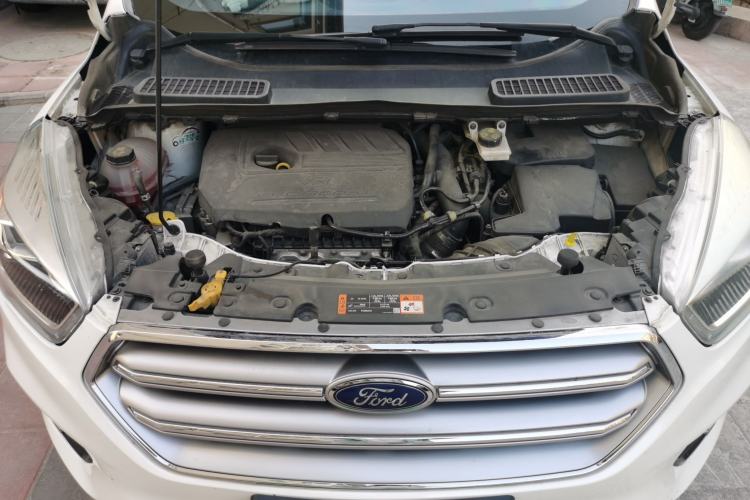 Used Ford Kuga 2017 EcoBoost 180 Two-Wheel-Drive Luxury Wing Edition Engine Bay